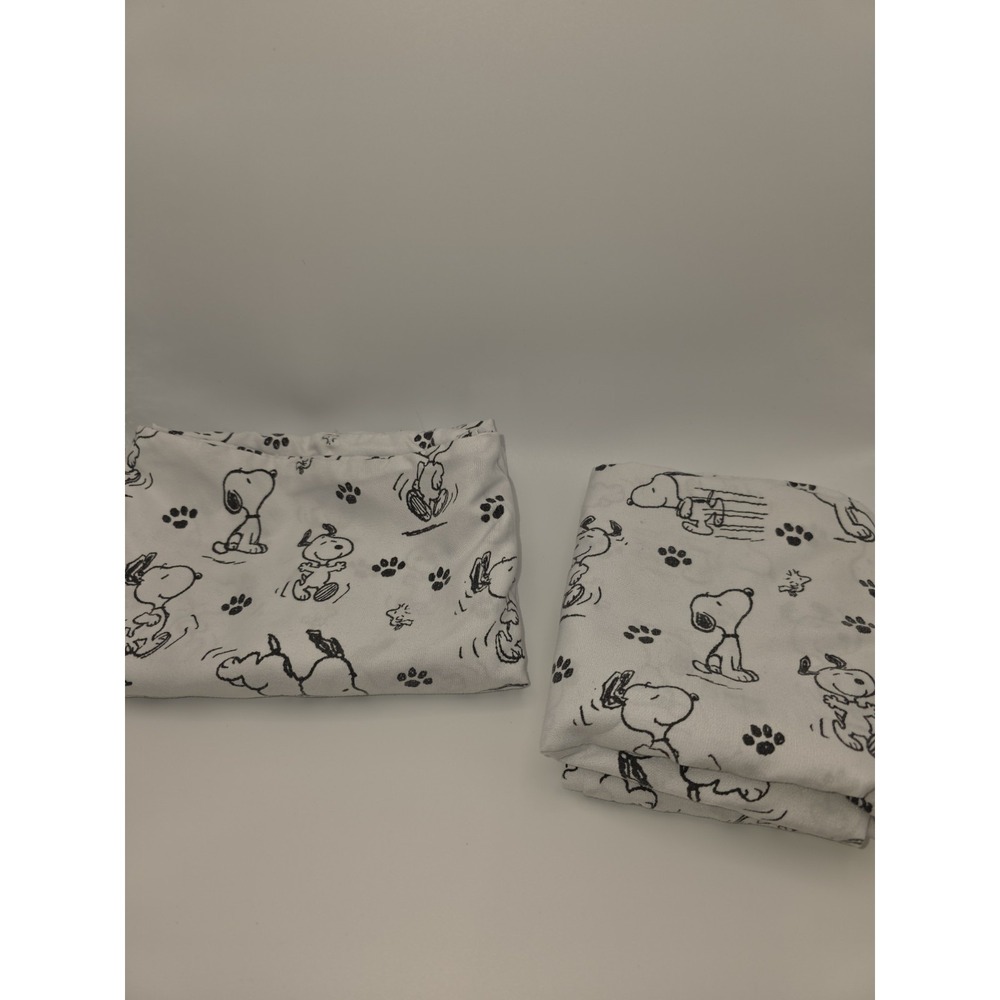 Snoopy Woodstock Paw Prints Pillowcases Lot Peanuts 29X 19 Vintage Lot